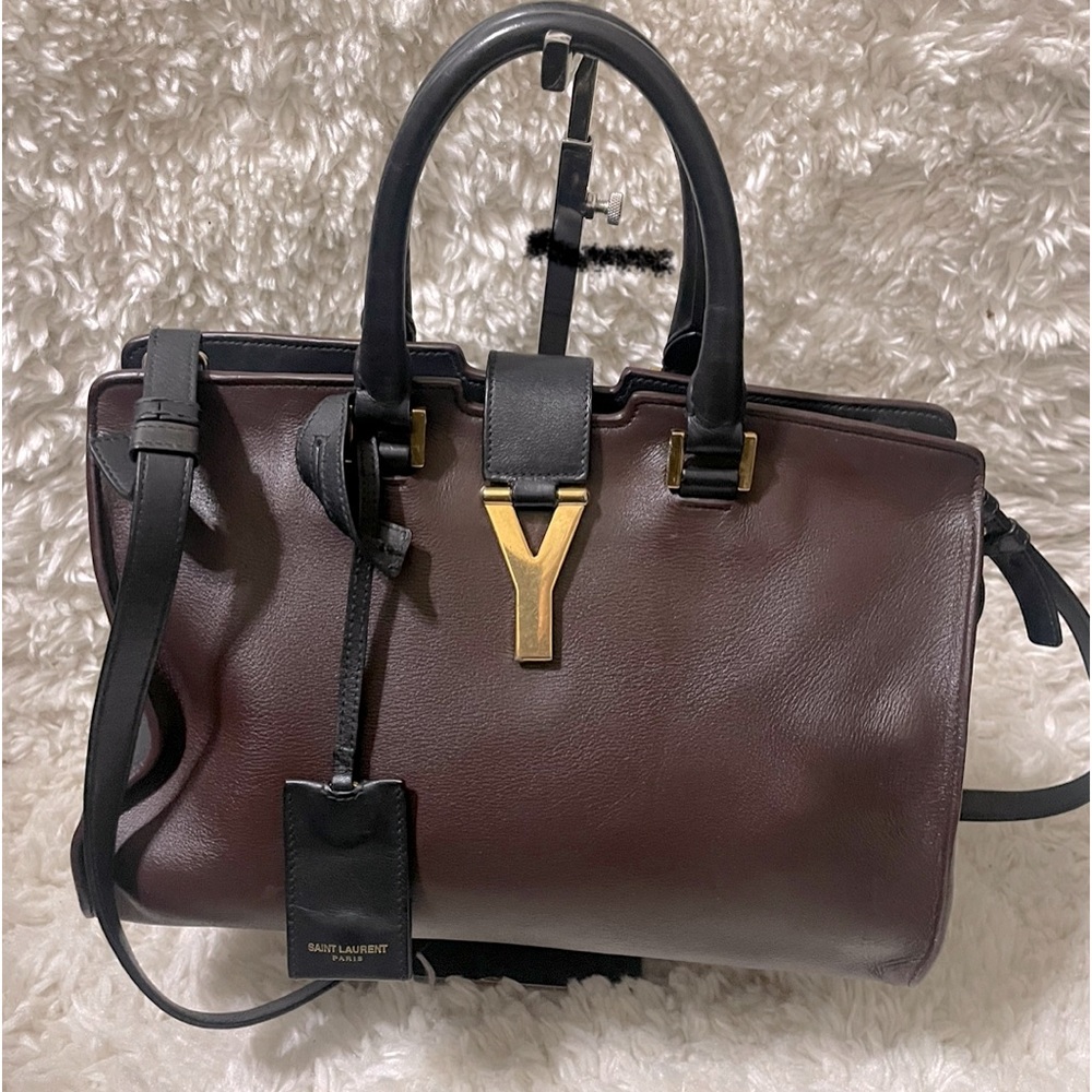 Yves Saint Laurent Cabas leather Bag